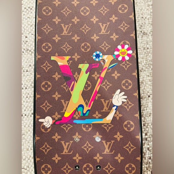 ***SOLD*** Louis Vuitton X Murakami 2025 SuperFlat Skateboard- NIB - Picture 5 of 13